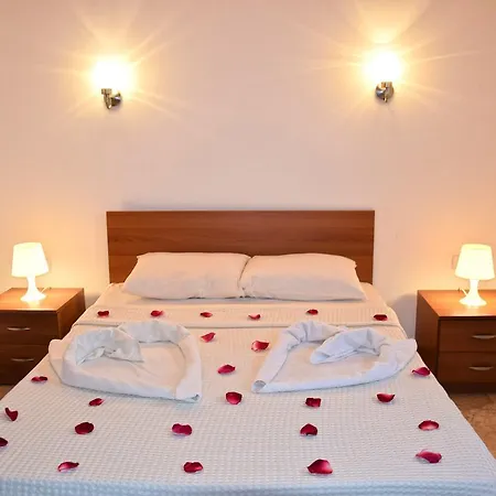 Apartment Arion 3 *